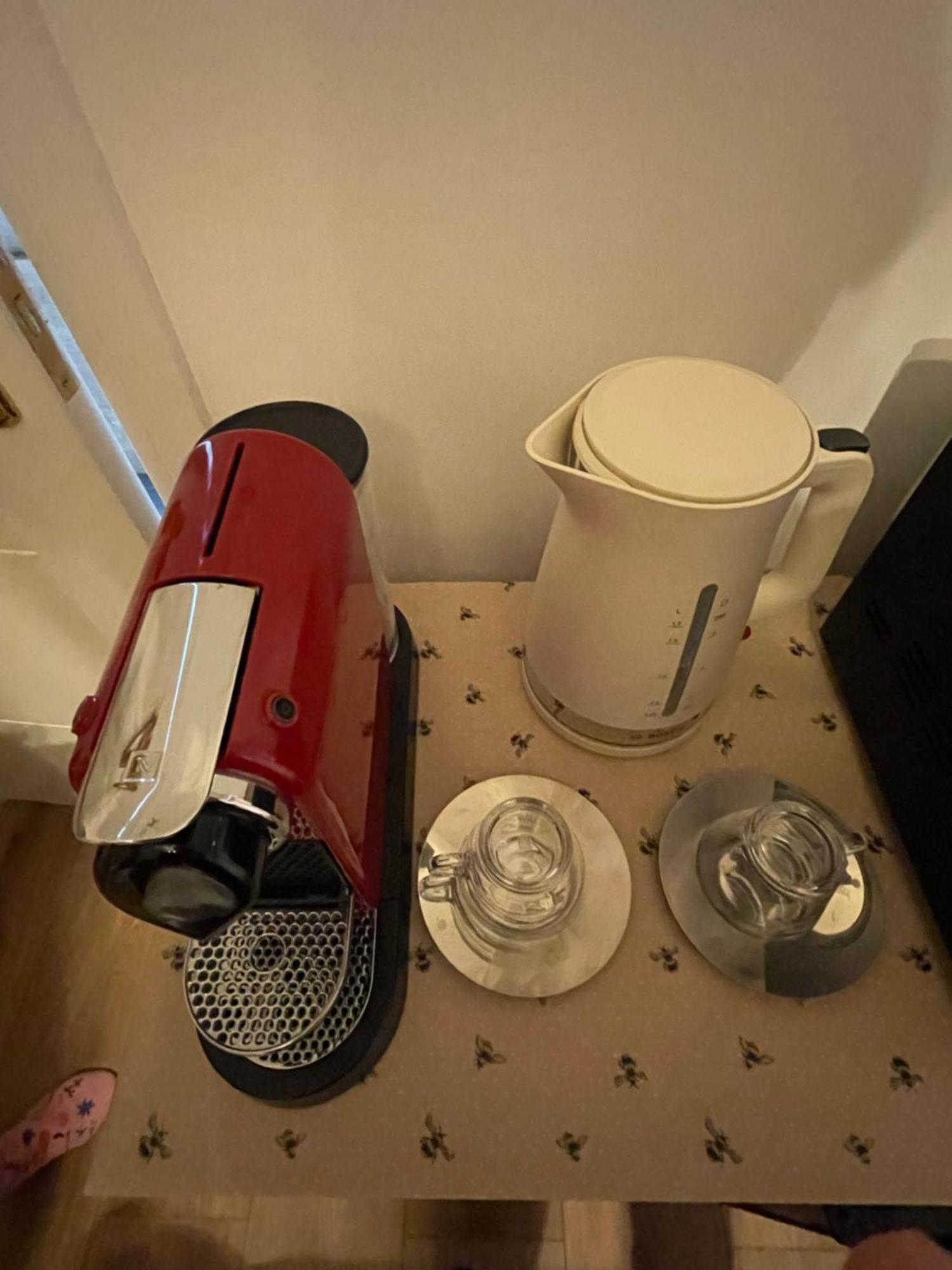 Brand New En-suite Double Private Entry Self-check *